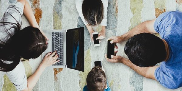 Luis Alberto Pérez González - Economía digital ¡Cómo pequeñas familias pueden potenciar sus finanzas! - FOTO