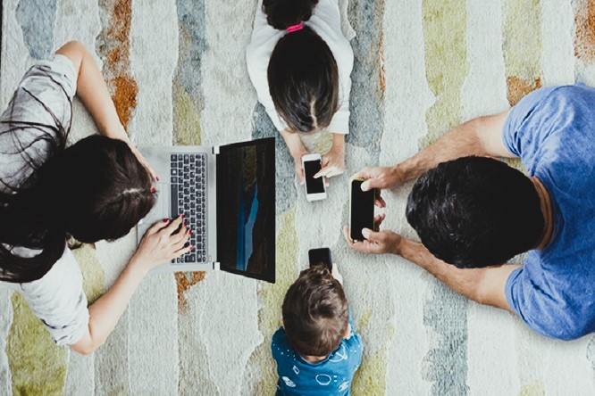 Luis Alberto Pérez González - Economía digital ¡Cómo pequeñas familias pueden potenciar sus finanzas! - FOTO