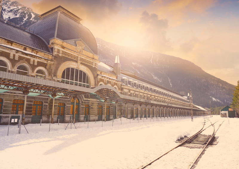 canfranc que visitar en aragón