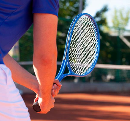 Jesús Emilio Vásquez Quintero | Tenis: Arte y Determinación en la Cancha