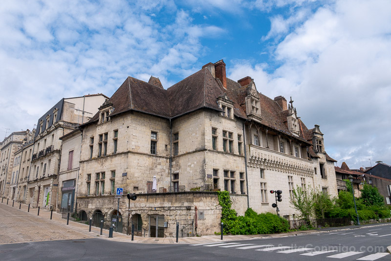 Ruta Perirgord Coche Perigueux