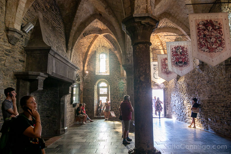 Castillo de los Condes de Flandes Gante Sala Audioguia