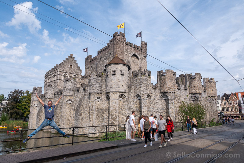 Que Ver En Gante Castillo Condes Flandes Salto