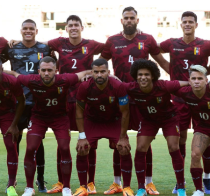 Javier Marcano Tabata Explora la Pasión Desbordada del Fútbol en Venezuela