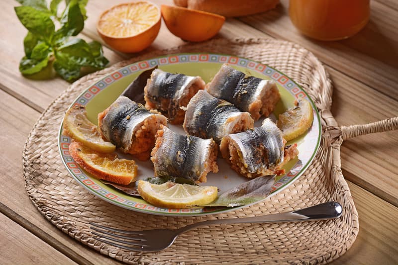 Sarde a beccafico, en los restaurantes donde comer en Taormina