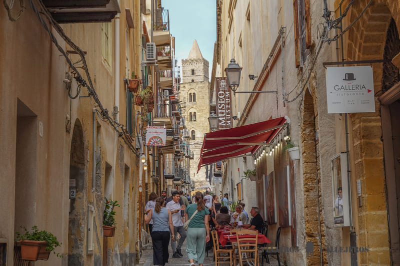 via mandralisca que hacer en cefalu
