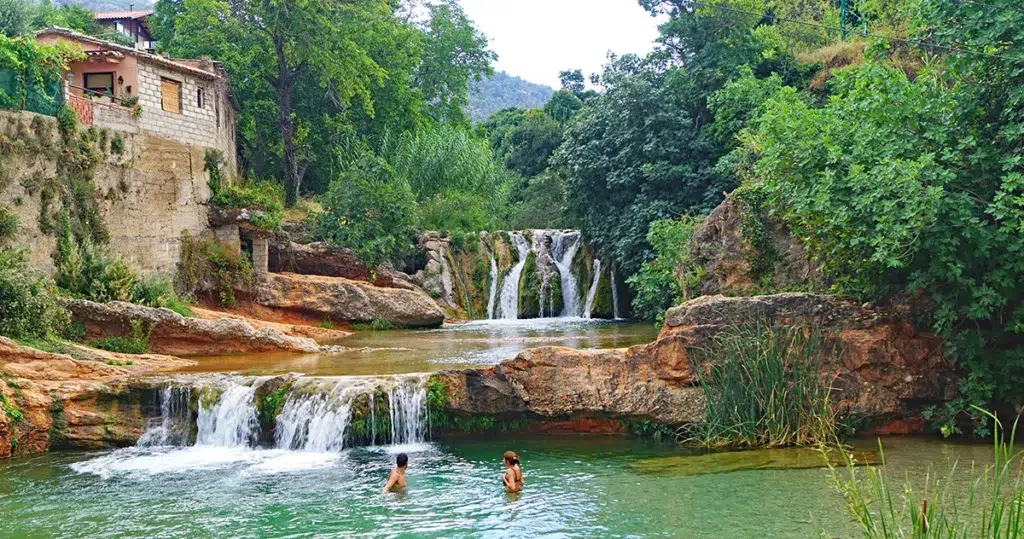 Font de La Rabosa, piscina natural en Beceite (Teruel).
