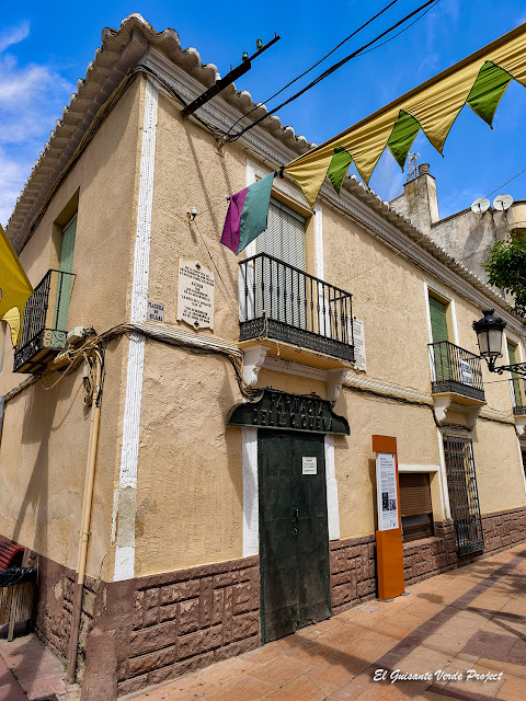 Botica de Los Académicos - Argamasilla de Alba, por El Guisante Verde Project