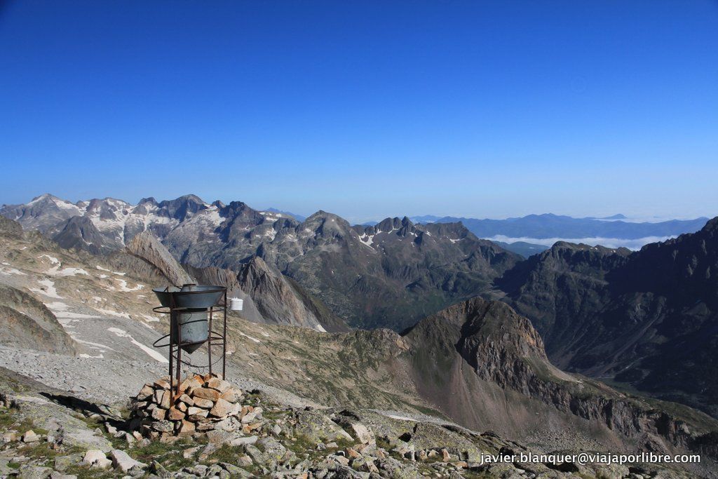 Senderismo - Ruta y ascensión al Aneto (Senderismo en Pirineos) Trekking en Pirineos