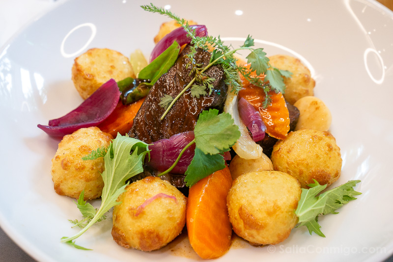 Comer Karlovy Vary La Hospoda Carne Vino Tinto