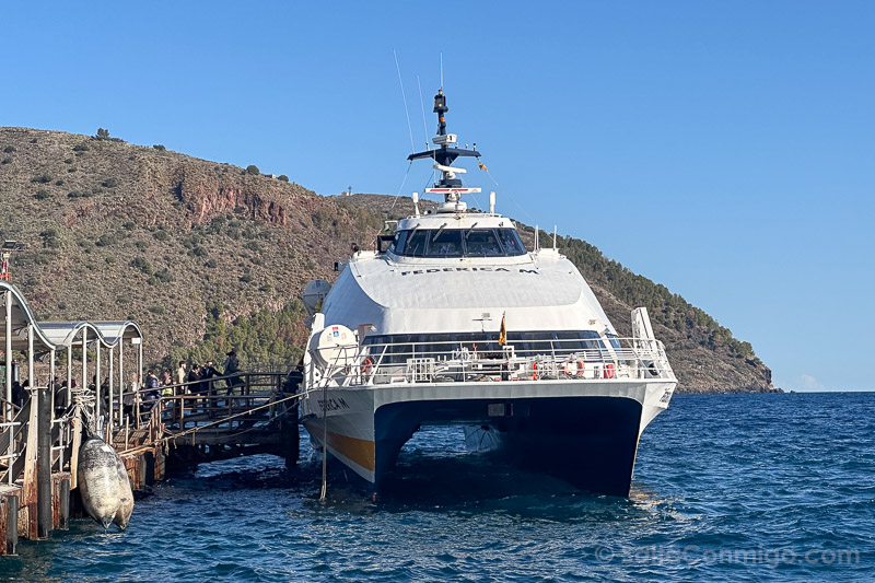 Transporte Publico Sicilia Lipari Barco