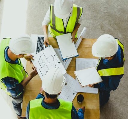 Construcciones Yamaro - Unidad en la diversidad ¡Gestionando equipos multidisciplinarios en la construcción! - FOTO
