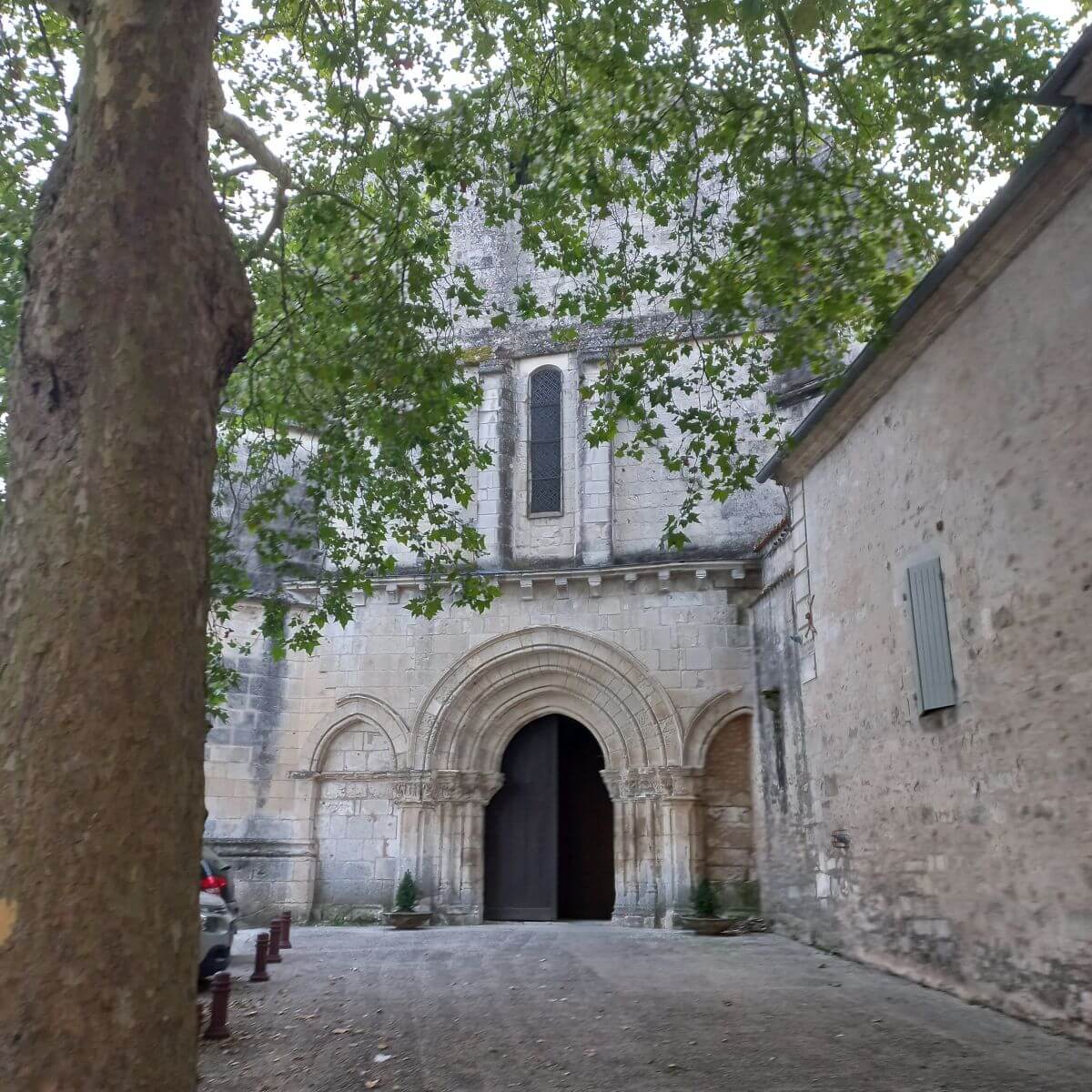 Iglesia Saint-Pallais Iglesia Saint-Pallais