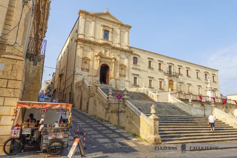 Iglesia de San Francesco d'Assisi all'Immacolata en Noto