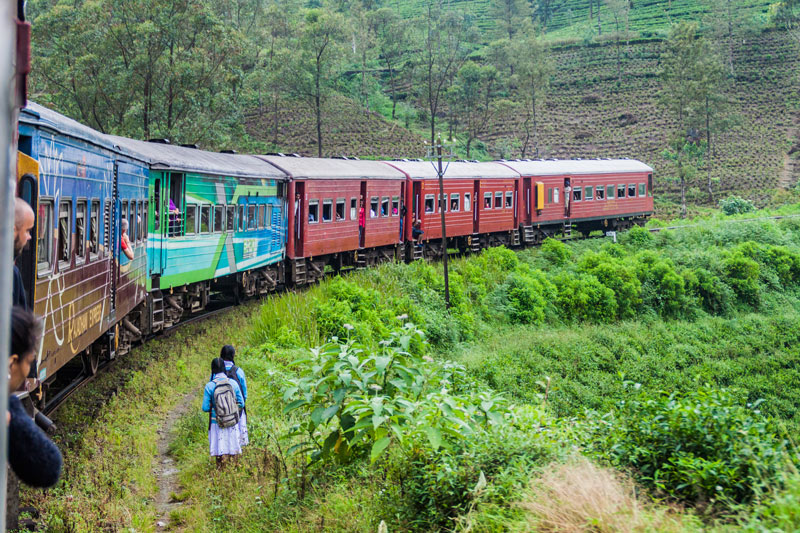 Ella en una ruta por Sri Lanka