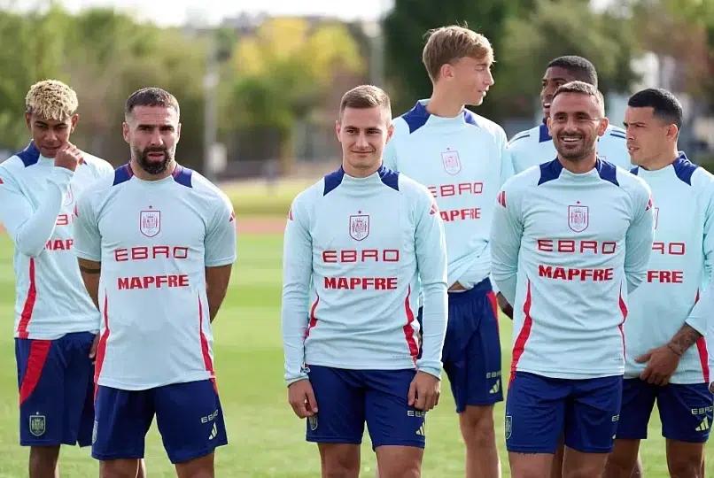 Jorge de Frutos (centro de la imagen), en su primer entrenamiento con la selección española.