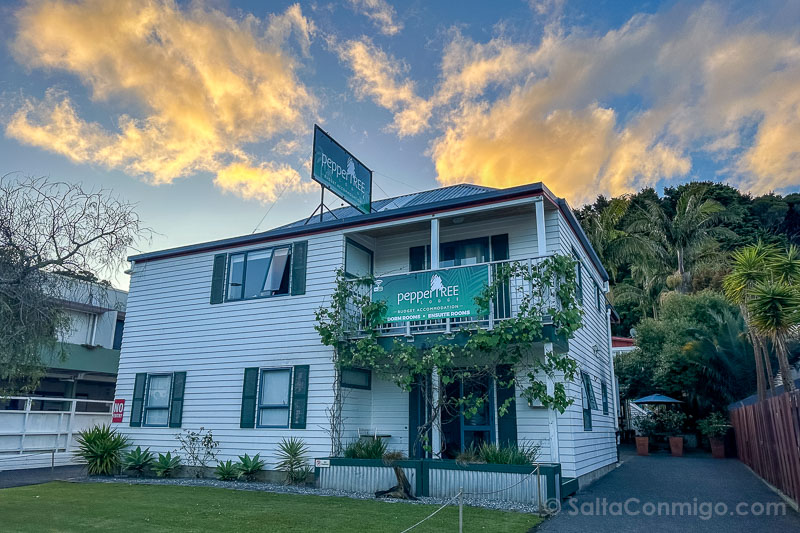 Dormir en Paihia Bay of Islands Nueva Zelanda Peppertree Lodge