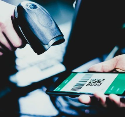 Héctor Andrés Obregón Pérez - Pagos digitales ¡La revolución regulada del dinero! - FOTO