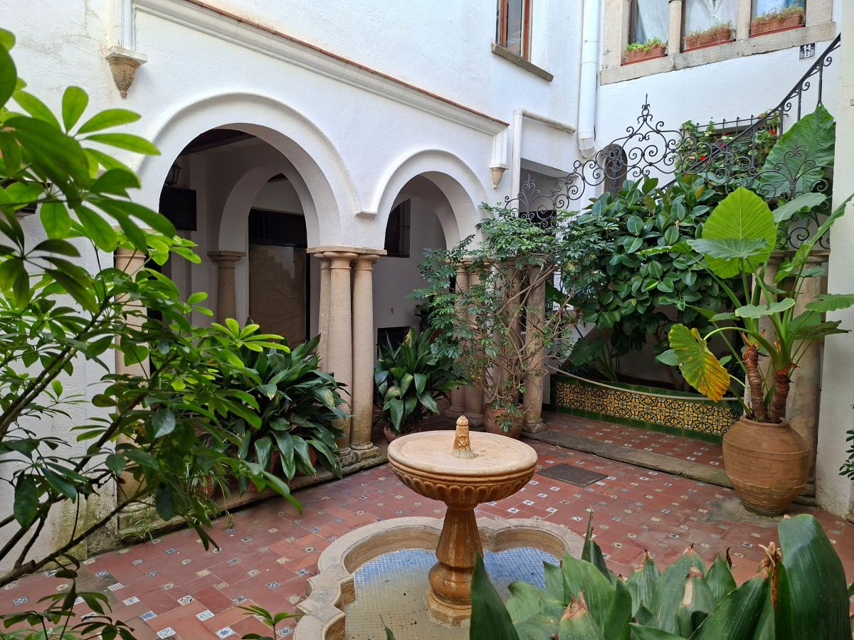 Precioso patio sevillano de Roc de Sant Caietà