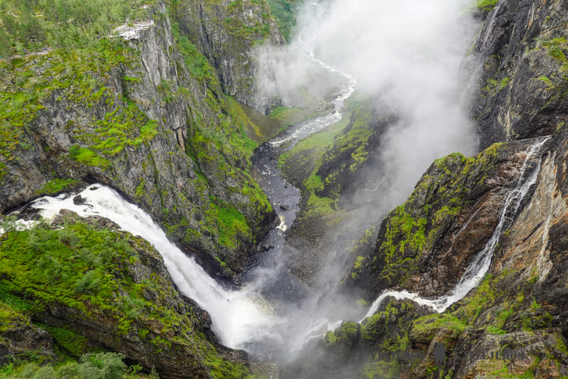 Voringsfossen fiordos noruegos