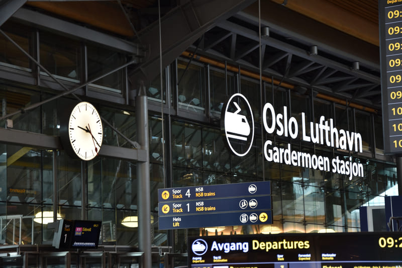 Como ir del aeropuerto de Oslo al centro