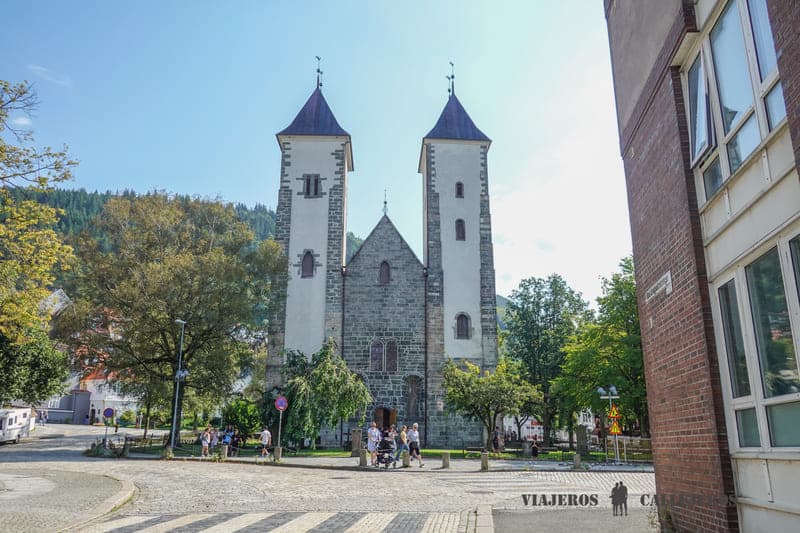 iglesia santa maria que visitar en bergen