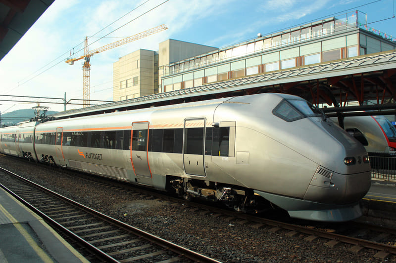 tren aeropuerto centro de oslo