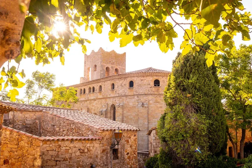 Iglesias de Sant Pere en Pals (Girona).