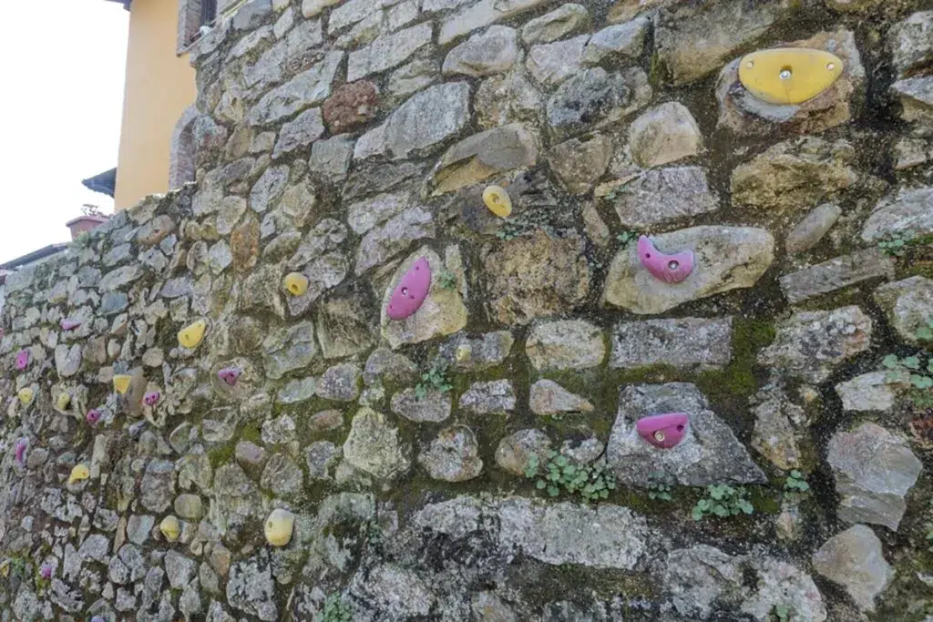 Casas rurales con rocódromo infantil: Floreu de Remis Nuevo, en Cangas de Onís (Asturias).