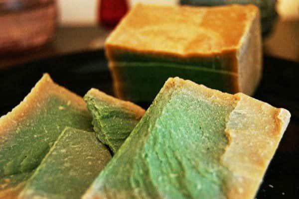 Jabón de Alepo. Conoce sus propiedades y una receta para hacerlo en frío 2 como hacer jabon de alepo