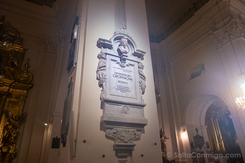 Varsovia de Chopin Polonia Iglesia Santa Cruz Corazon