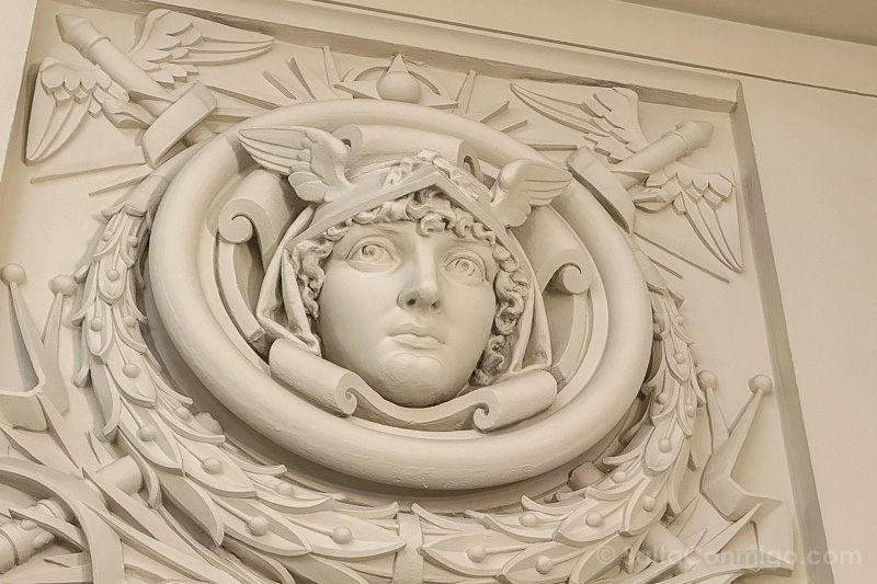 Banco de Espana Cibeles Visitas Cabeza Mercurio