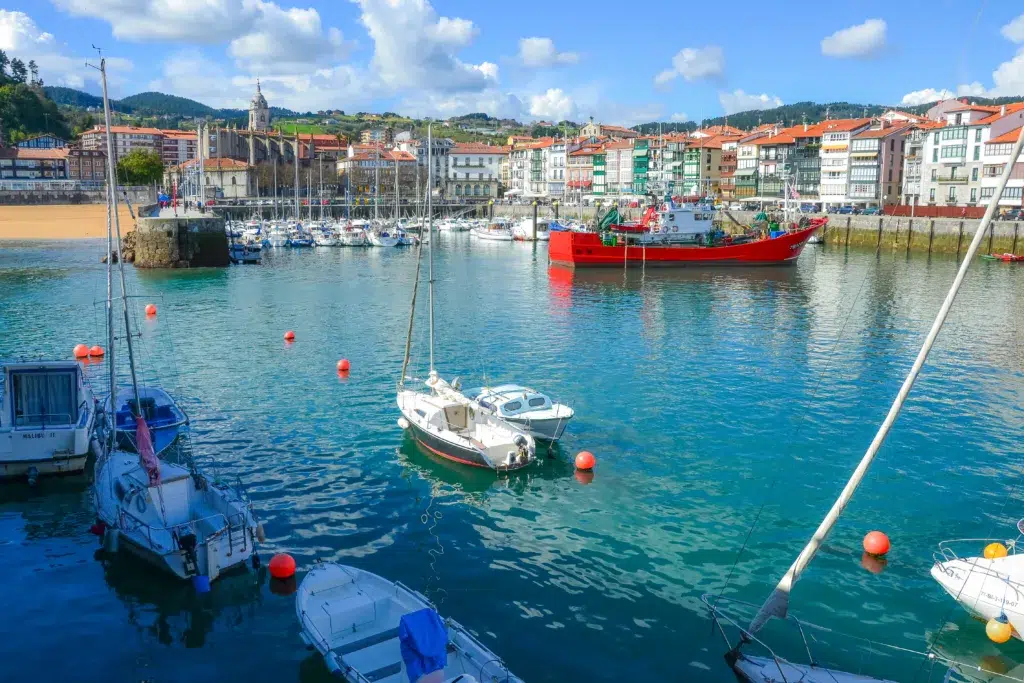 Puerto de Lekeitio. Por Alberto Giron.