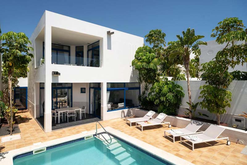 Villas de La Marina