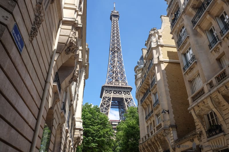 Rue Universite