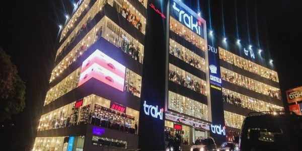 Centro Traki ¡Redefiniendo la experiencia comercial en Venezuela! - FOTO