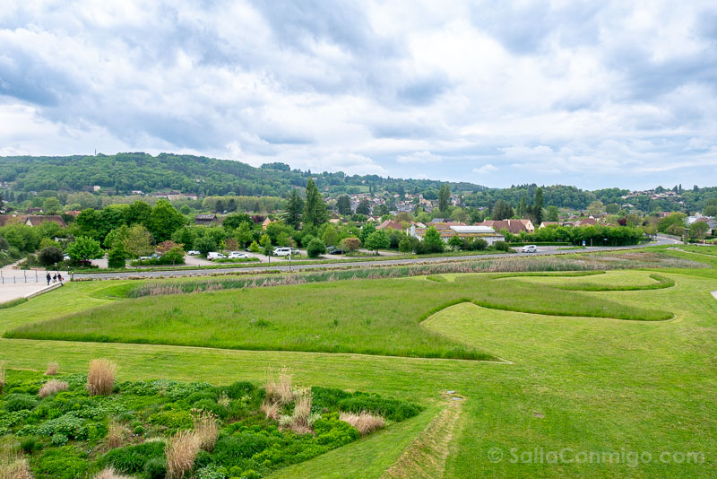Visita Cueva Lascaux Terraza-Mirador Uro