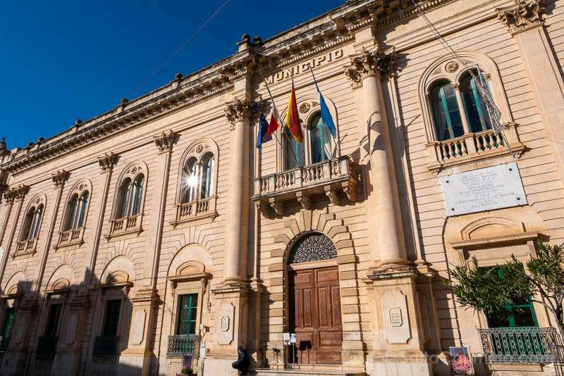 Que Ver en el Val di Noto Scicli Comisaria Vigata