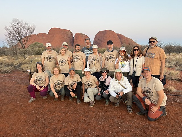 Equipo de viajeros X-Plore en Kata Tjuta (Australia)