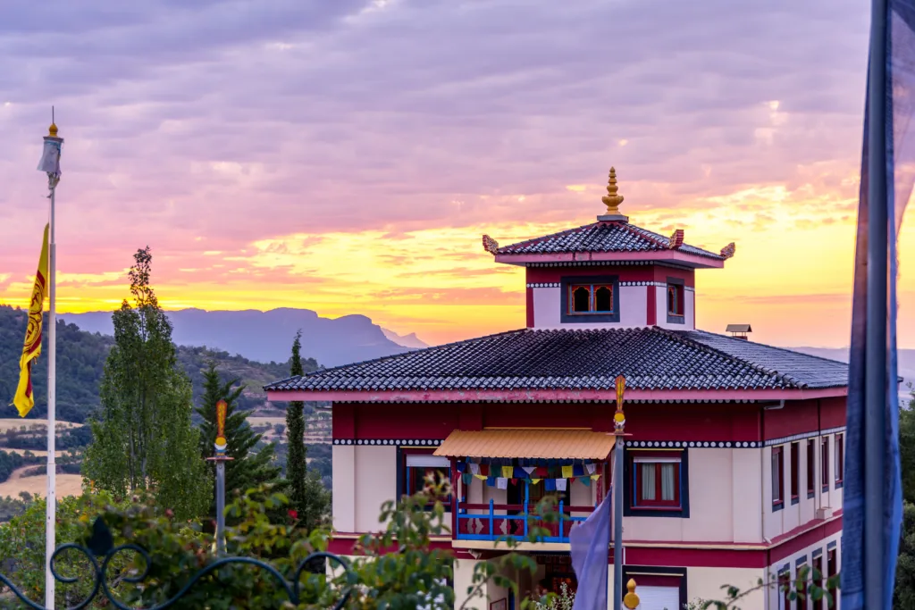 Dag Shang Kagyu, centro budista en Huesca. Por pedro.