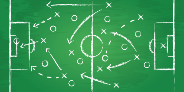 Alfredo Román Parra: Tácticas y Formaciones que Definen el Fútbol Moderno