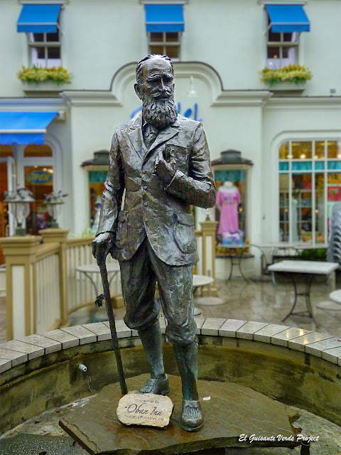 George Bernard Shaw, escultura - NOTL, por El Guisante Verde Project