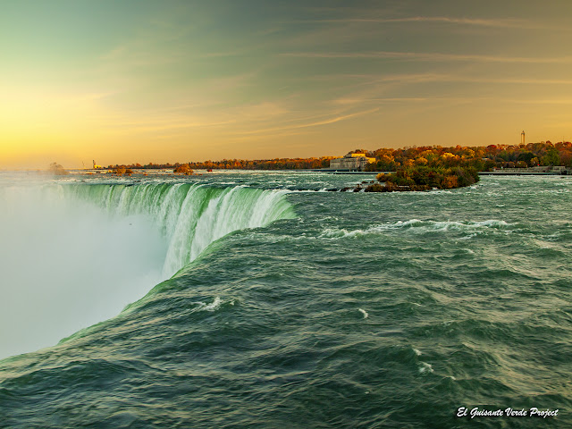 Cataratas del Niágara, atardecer, por El Guisante Verde Project