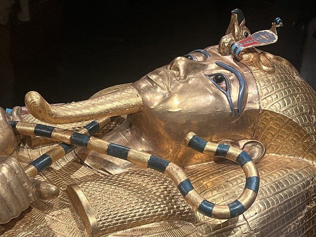 Sarcófago de oro de Tutankhamon (Gran Museo Egipcio)