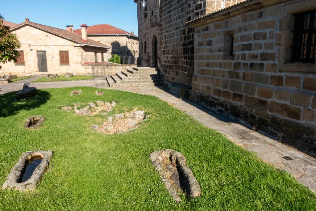 Necrópolis de Duruelo de la Sierra, en Soria. Por Nandi Estévez.