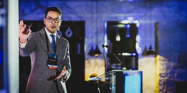 Liderazgo y enseñanza; Dr. Froilán Páez imparte cátedra magistral en el Hands On Prime 3 en São Paulo - FOTO