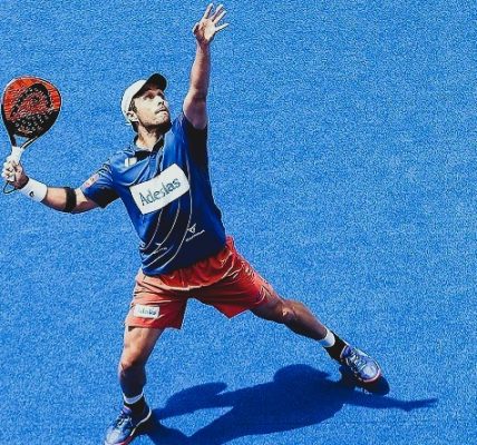 Luis Alejandro Sampayo Cabada - Estrategia maestra ¡Comprendiendo la ‘regla de los tres golpes’ en el pádel! - FOTO