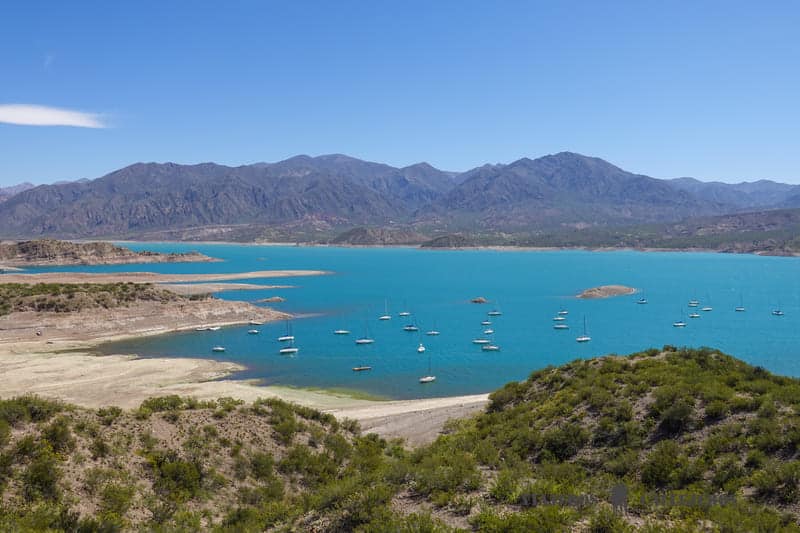 Embalse de Potrerillos que ver en mendoza