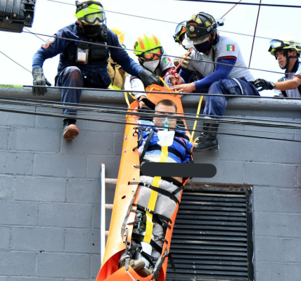 Marcos Castaños Tartaret: Entrenamiento Protección Civil