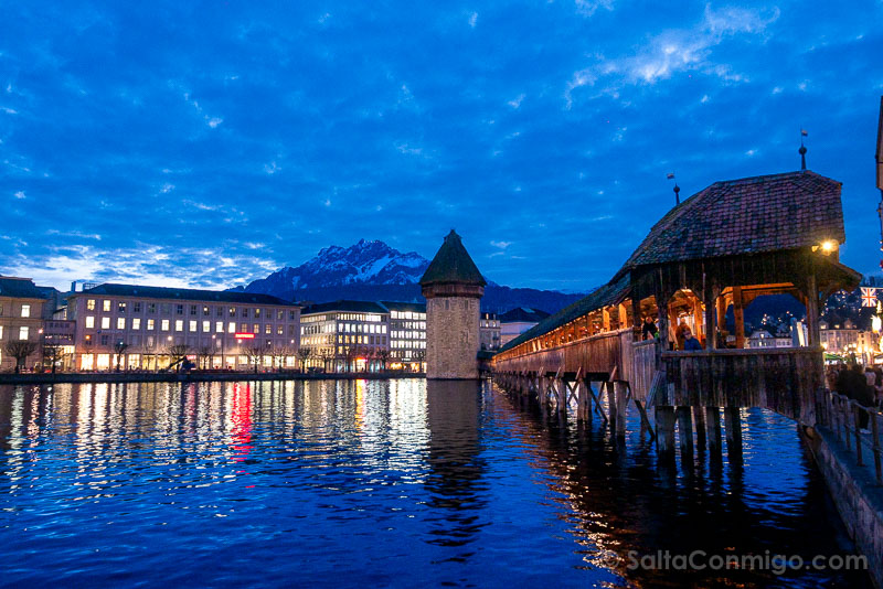 Lucerna en Invierno Hora Azul Kapellbrucke Pilatus
